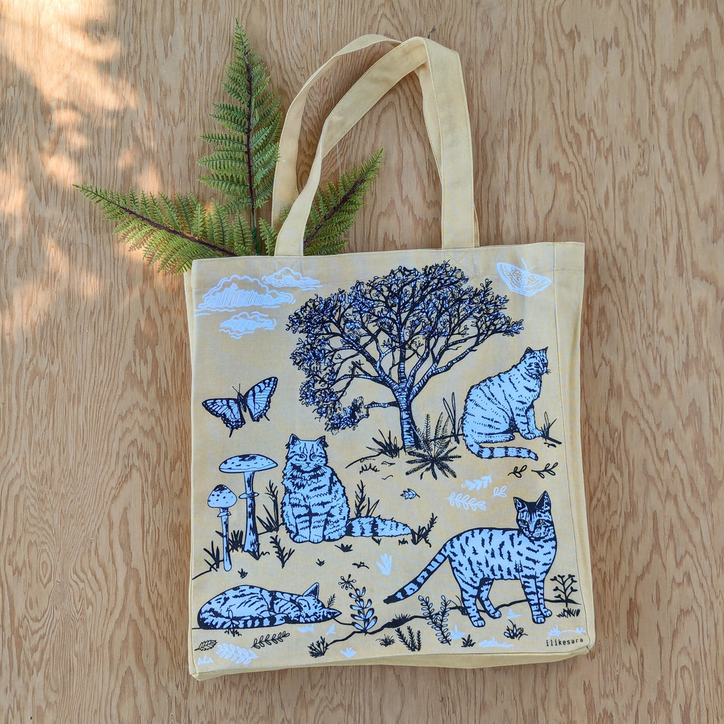 Outside Cats Cotton Tote Bag